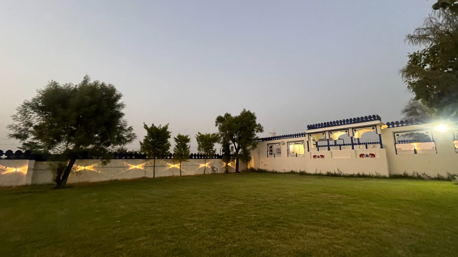 Gurgaon to Jaipur Weekend Road Trip: Route, Pit Stops & Farmhouse Stay Guide (2026) - Verified Farmhouse in Jaipur